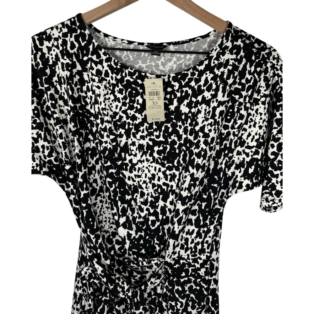 Ann Taylor Womens XS Black White Animal Print Twist Front Sheath Dress NWT - Picture 4 of 6